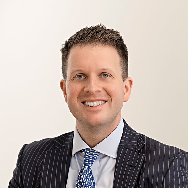 Daniel Topping MCSI, FCG, BA (Hons)